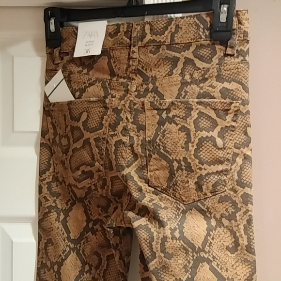 NWT ZARA snake reptile print jean pant - Picture 4 of 5